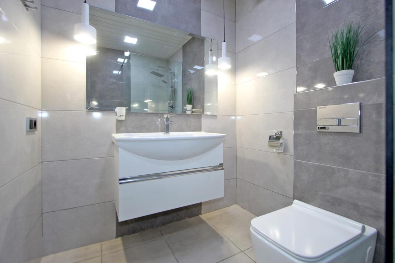 Appartment Lux, 2 Bedroom Yerevan Exterior foto